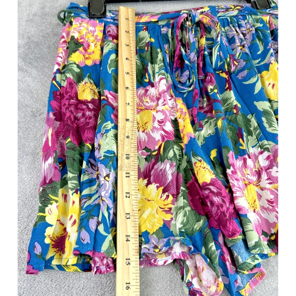 Band of Gypsies S Blue Floral Tie Front Wide Leg Shorts Pull On Garden Boho NWT - Picture 10 of 12